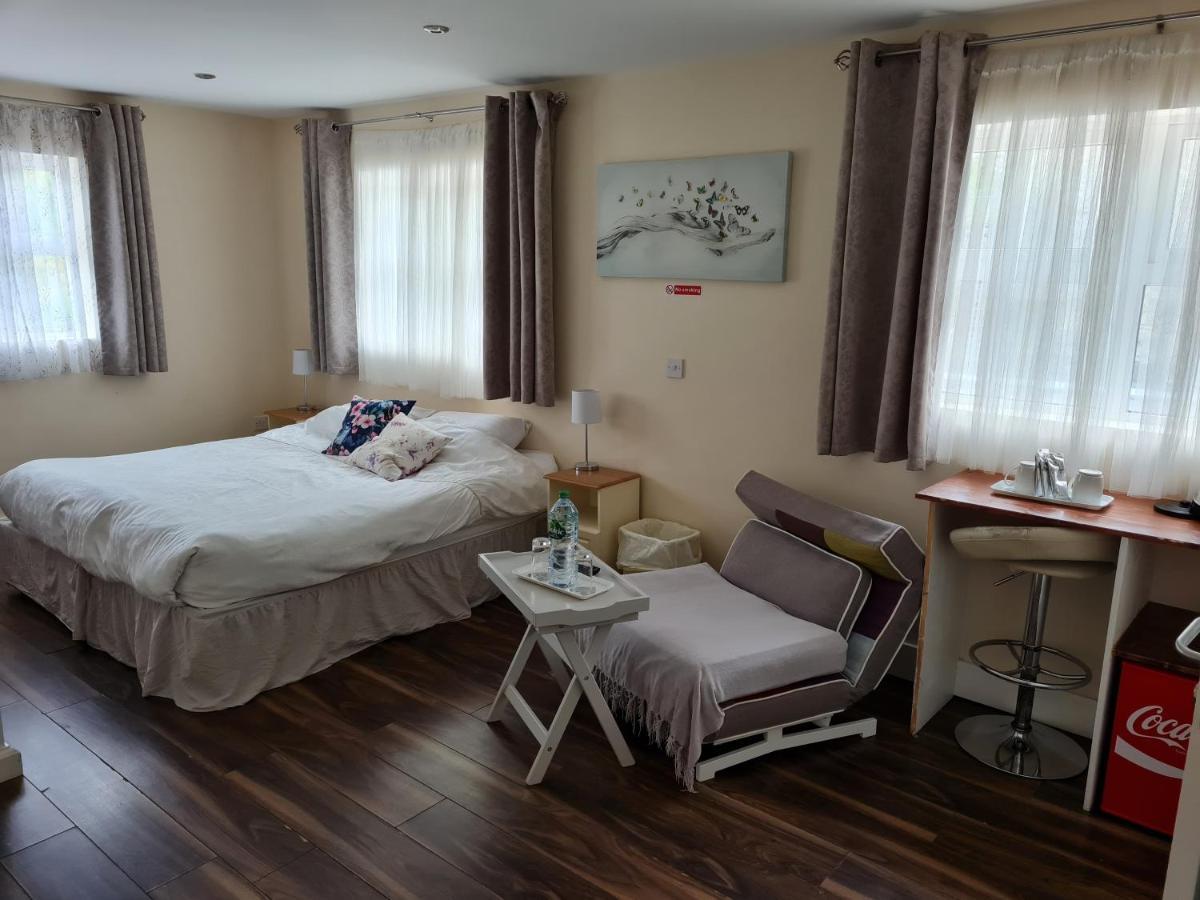 Ridge-Rock Accommodation Carrick-on-Shannon Экстерьер фото